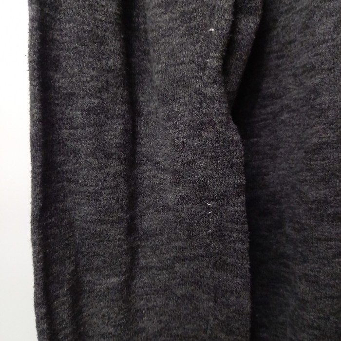 アメリカンイーグル　Vネック　コットンニット　セーター　薄手　刺繍ロゴ　無地　グレー　M | Vintage.City 빈티지숍, 빈티지 코디 정보