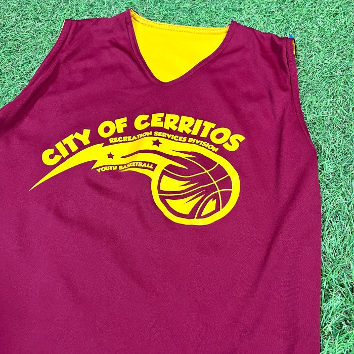 【Unisex】CITY OF CERRITOS リバーシブル ユニフォーム タンクトップ ベスト / Made In USA アメリカ製 古着 黄色 赤 イエロー レッド バスケットボール | Vintage.City Vintage Shops, Vintage Fashion Trends