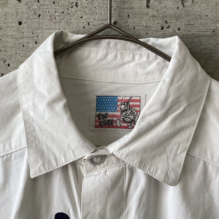 Disney embroidered shirt | Vintage.City 古着屋、古着コーデ情報を発信