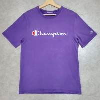 champion チャンピオン 刺繍ロゴデザイン紫パープルカラーティーシャツ古着 | Vintage.City 빈티지숍, 빈티지 코디 정보